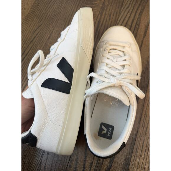 Veja CAMPO LEATHER WHITE Black EU 42 Women’s Sz 10.5/11 $175 - Picture 10 of 15